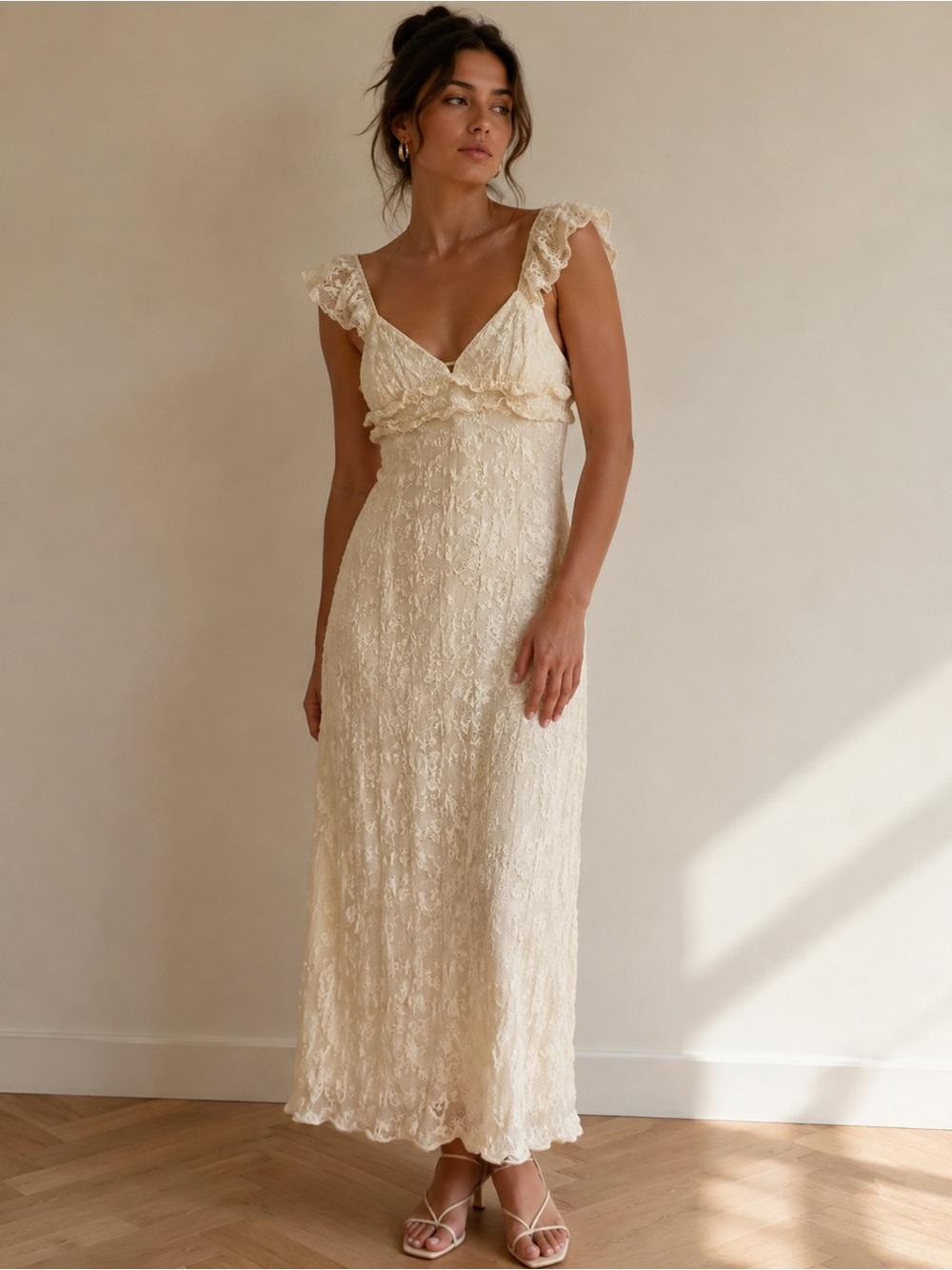 KIRIOUS Los Angeles Ivory Lace Ruffle Strap Maxi Dress | M